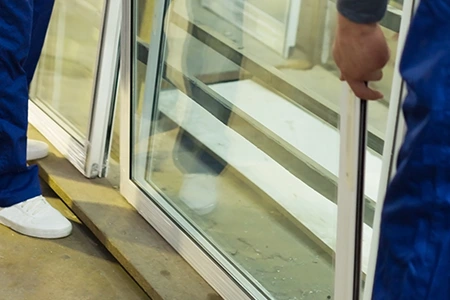 Commercial Glass Repair Technician in New Port Richey, FL
